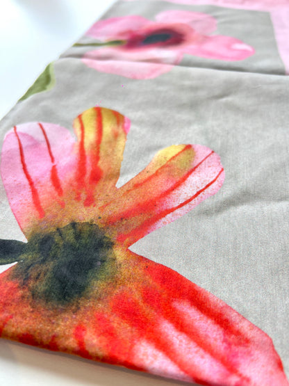 Cornelia Scarf | 90x90 cm