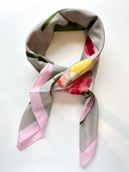 Cornelia Scarf | 90x90 cm